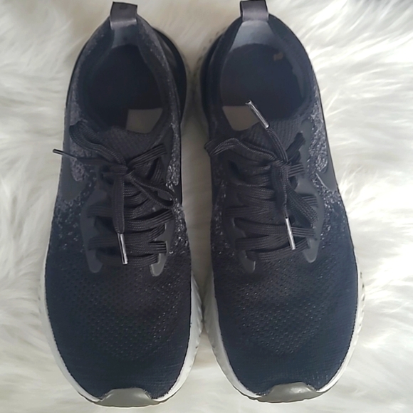 Nike epic react size 6.5 Y see pictures for condition - Picture 2 of 6